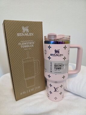 Stanley Pink Iridescent Engraved Logo FlowState Quencher Tumbler 40 Oz